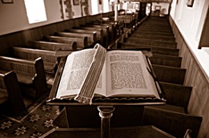 open-bible-empty-pews